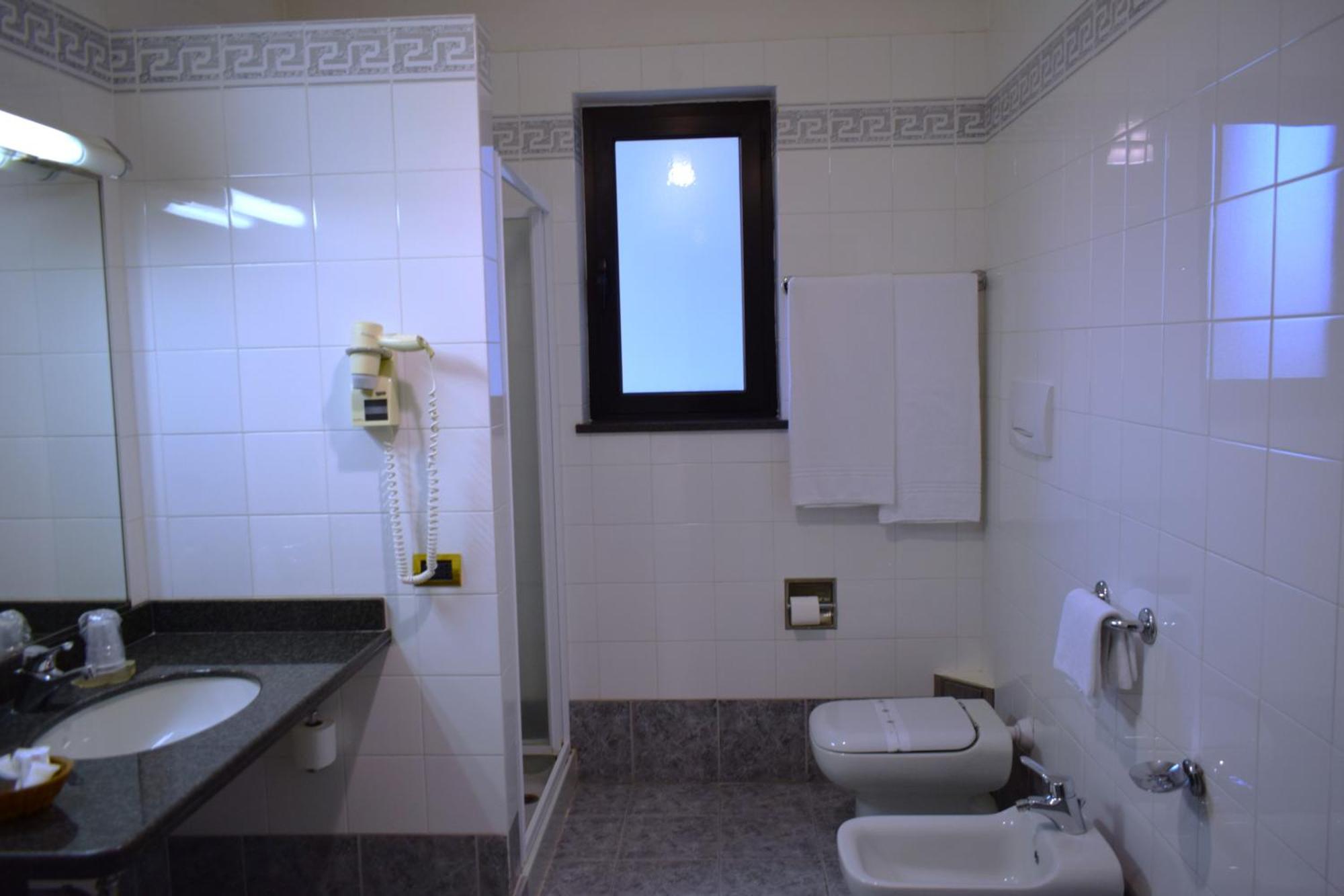 Hotel 90 Капурсо Экстерьер фото