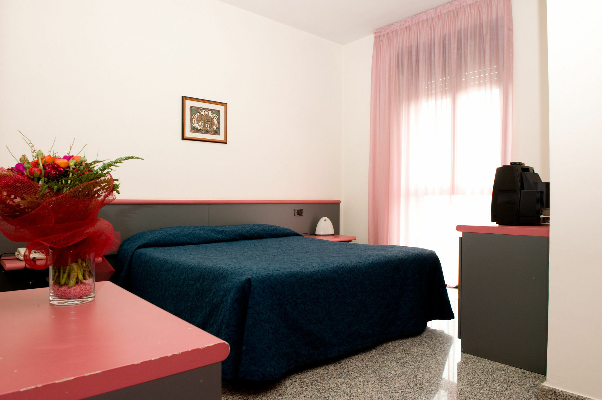 Hotel 90 Капурсо Экстерьер фото